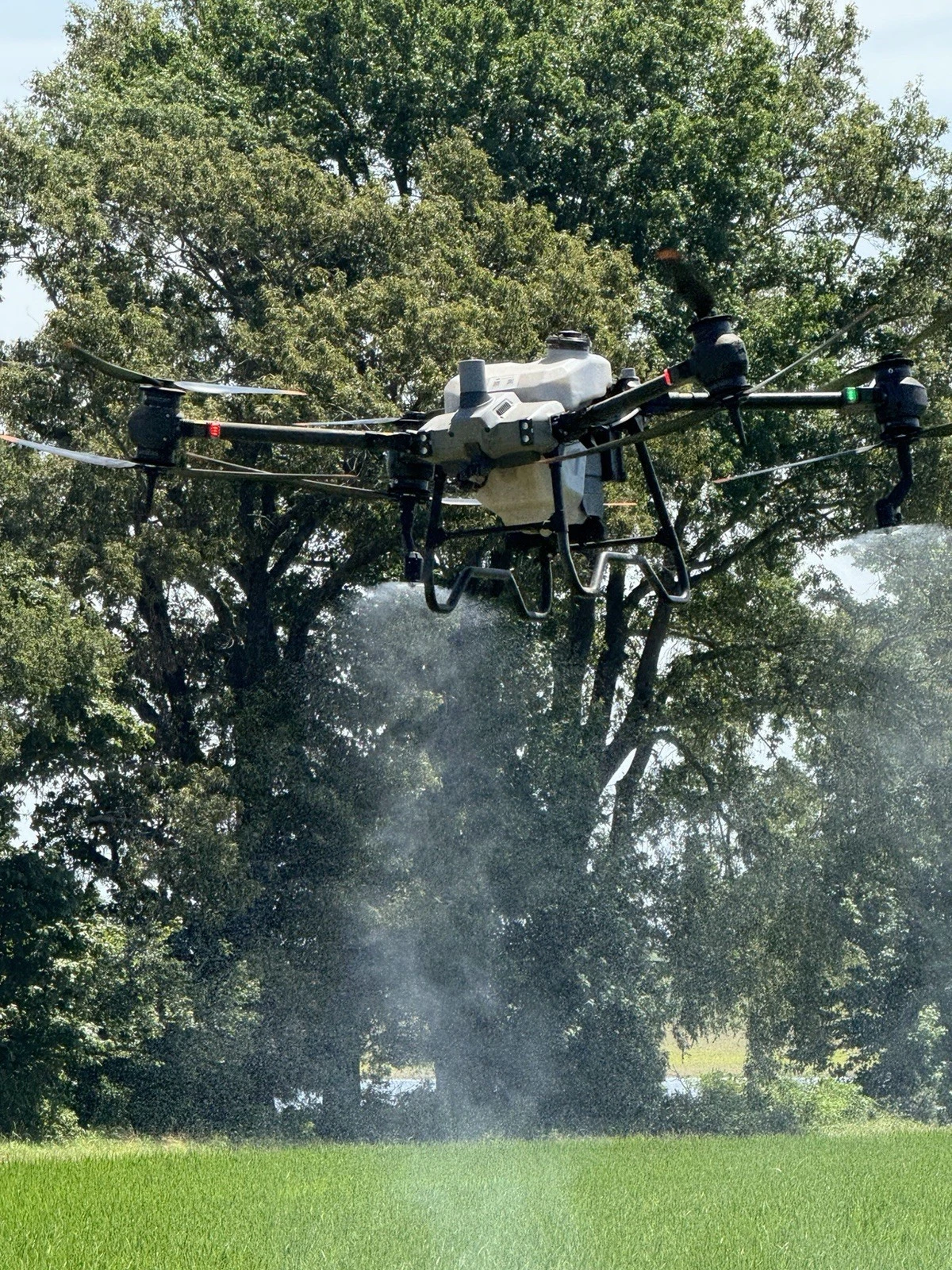 DJI Agras t40 (2)
